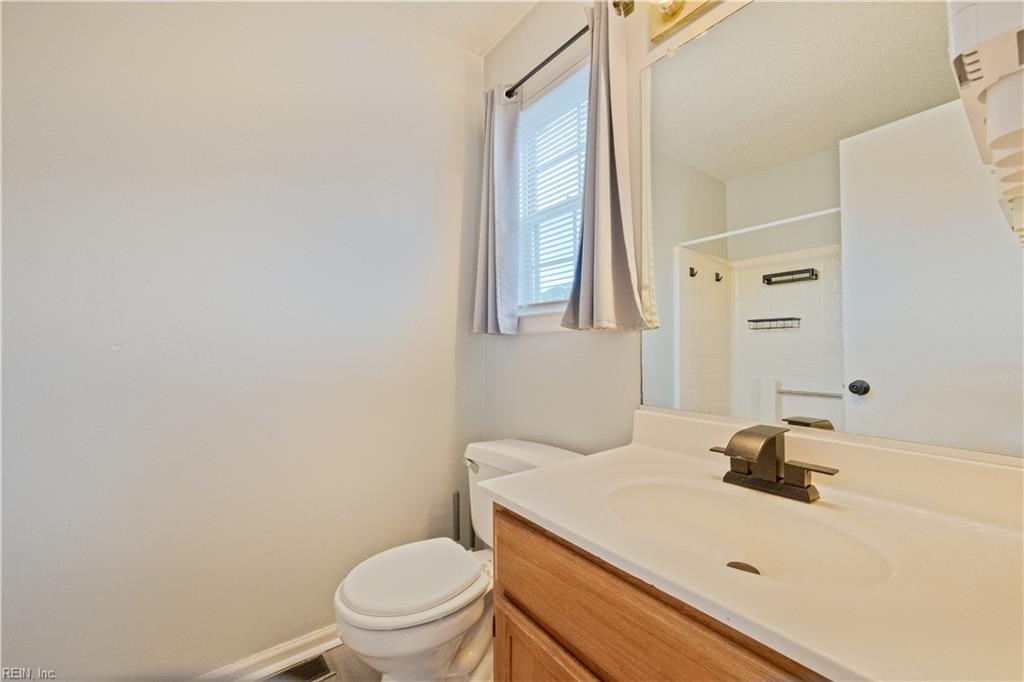 12811 Daybreak Cir Property Photo 24