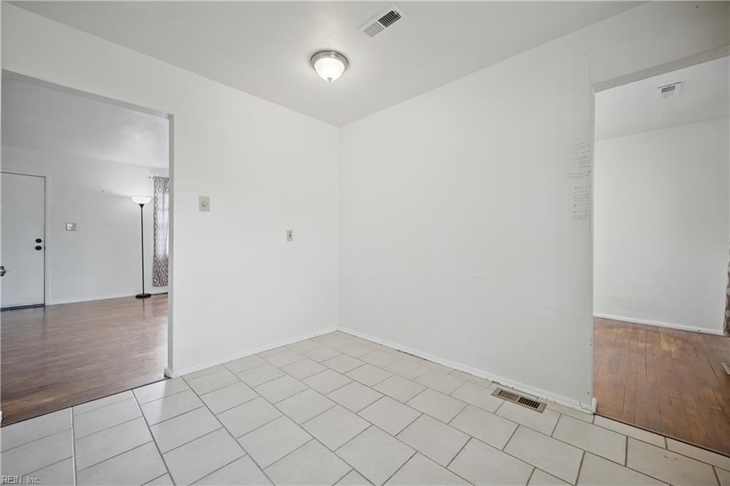 104 Northampton Dr Property Photo 10