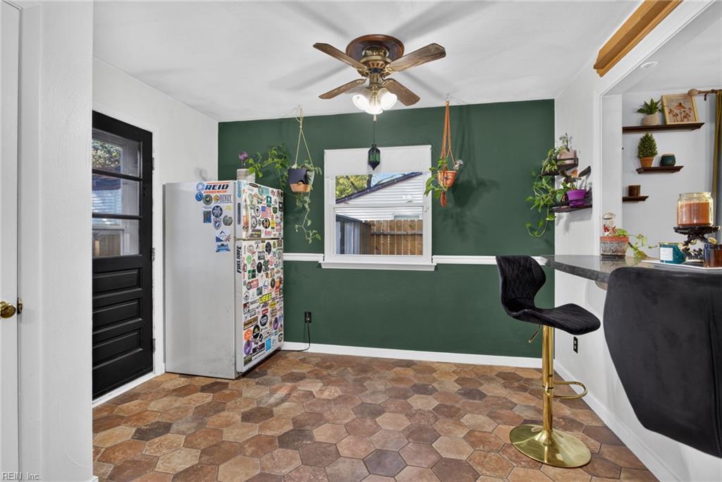 2121 Speedy Ave Property Photo 10