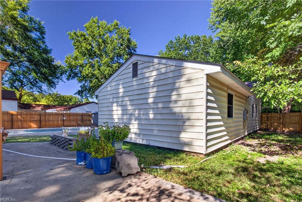 2121 Speedy Ave Property Photo 33