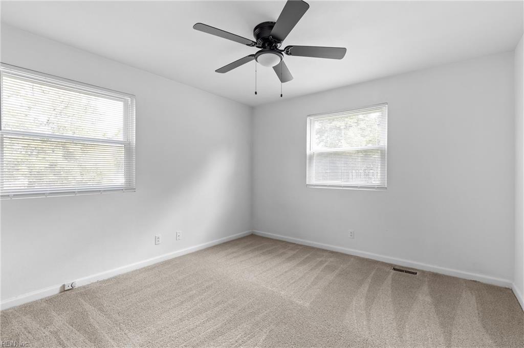 4906 Johnson Ave Property Photo 14