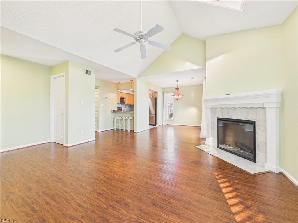 512 24th St Property Photo 9