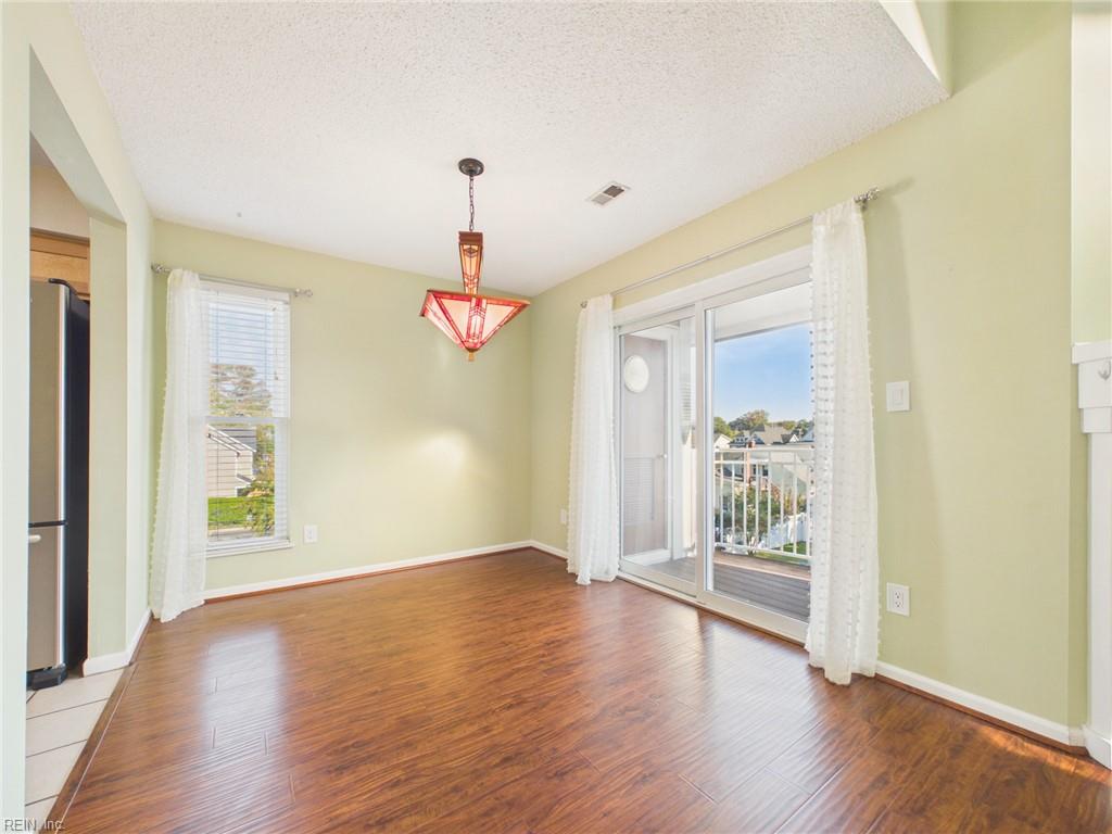 512 24th St Property Photo 12