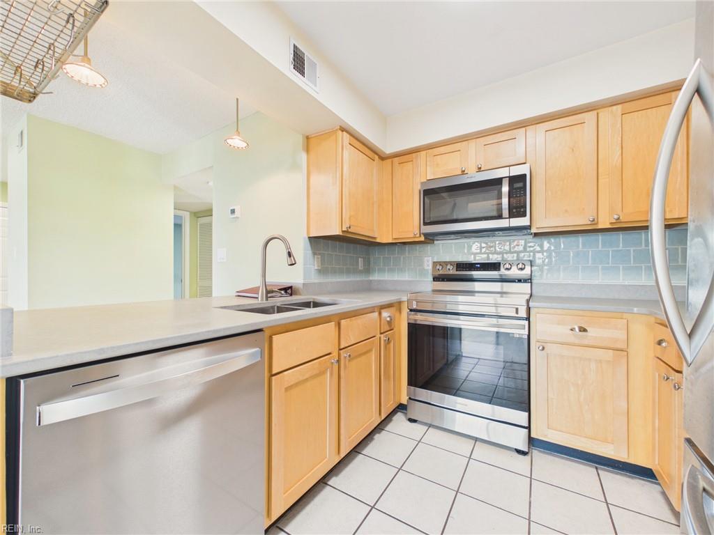 512 24th St Property Photo 16