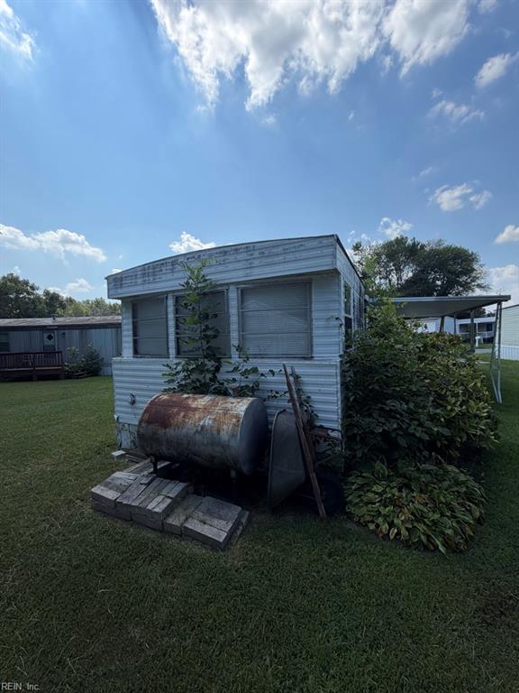 1328 Hawk Ave Property Photo 2