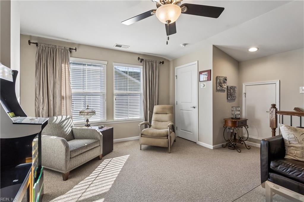 207 Caroline Cir Property Photo 27