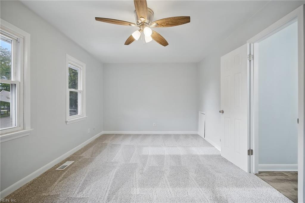 4402 Dartmoor Ct Property Photo 16