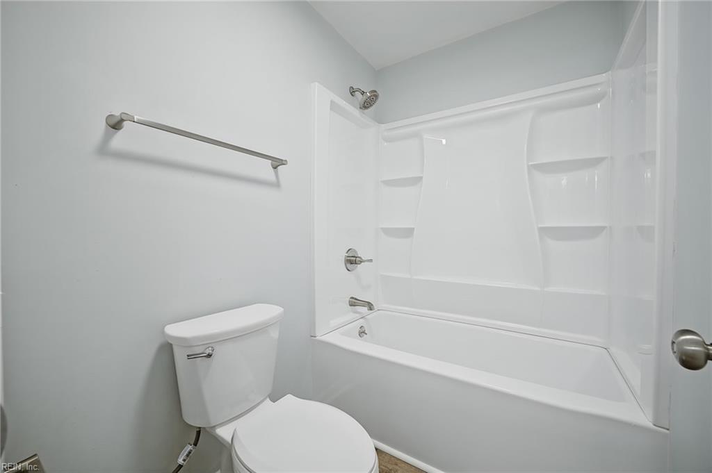 4402 Dartmoor Ct Property Photo 25