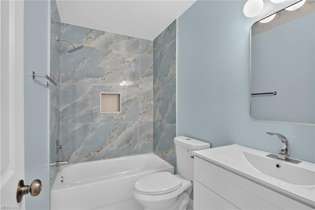 119 Admiral Ct Property Photo 14