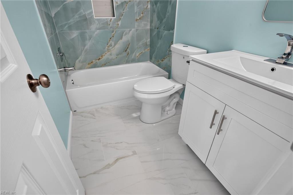 119 Admiral Ct Property Photo 15