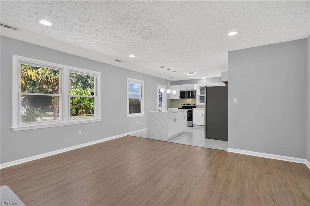 119 Admiral Ct Property Photo 19