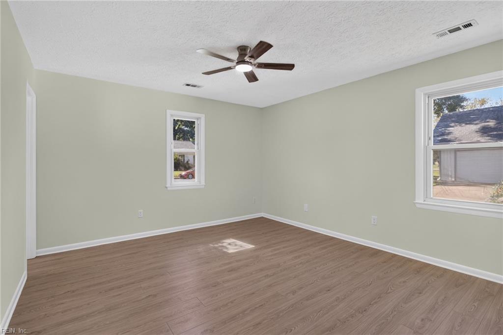 119 Admiral Ct Property Photo 24