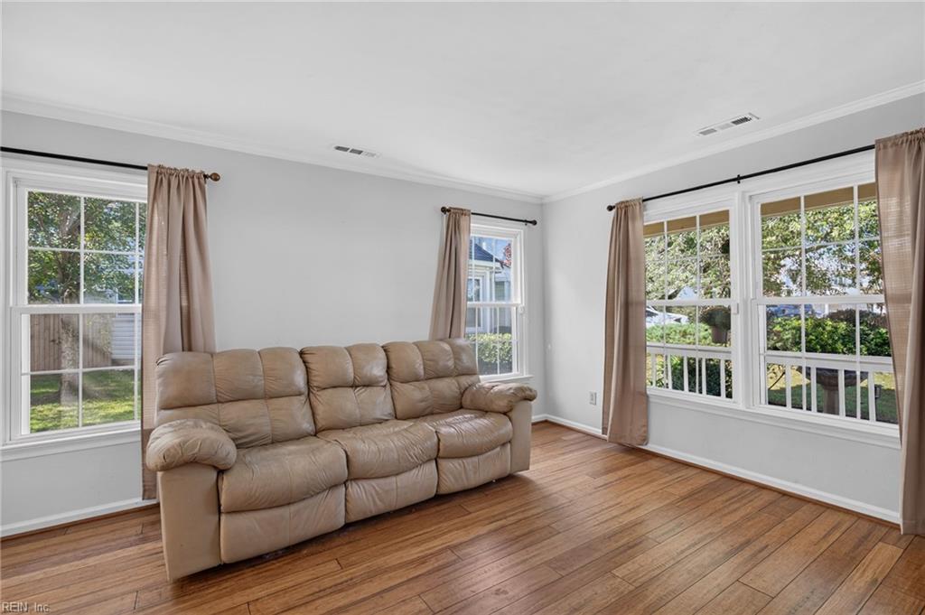 900 Roundtable Ct Property Photo 10