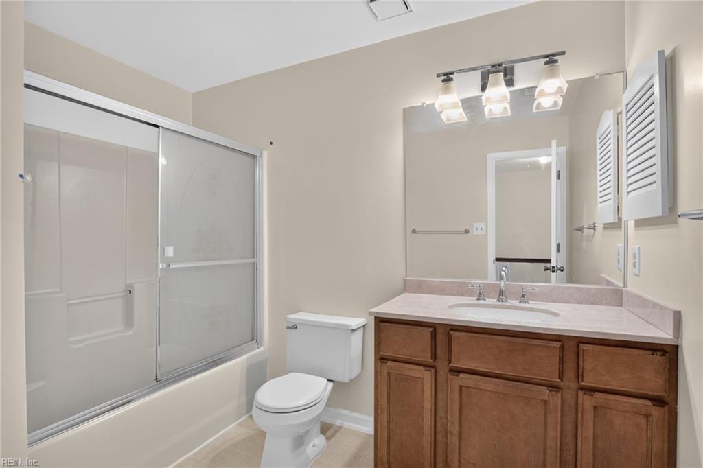 900 Roundtable Ct Property Photo 28
