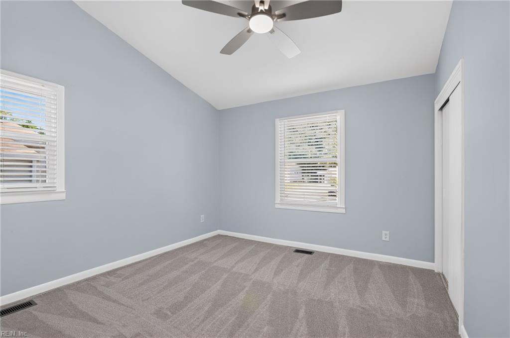 1008 80th St Property Photo 11