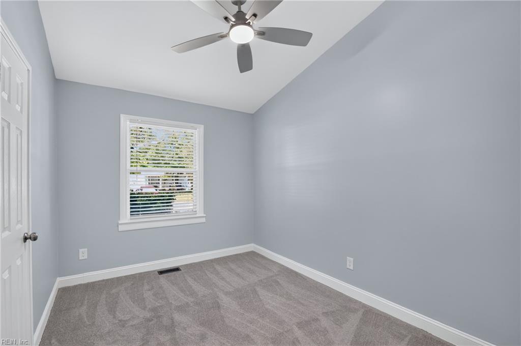 1008 80th St Property Photo 15