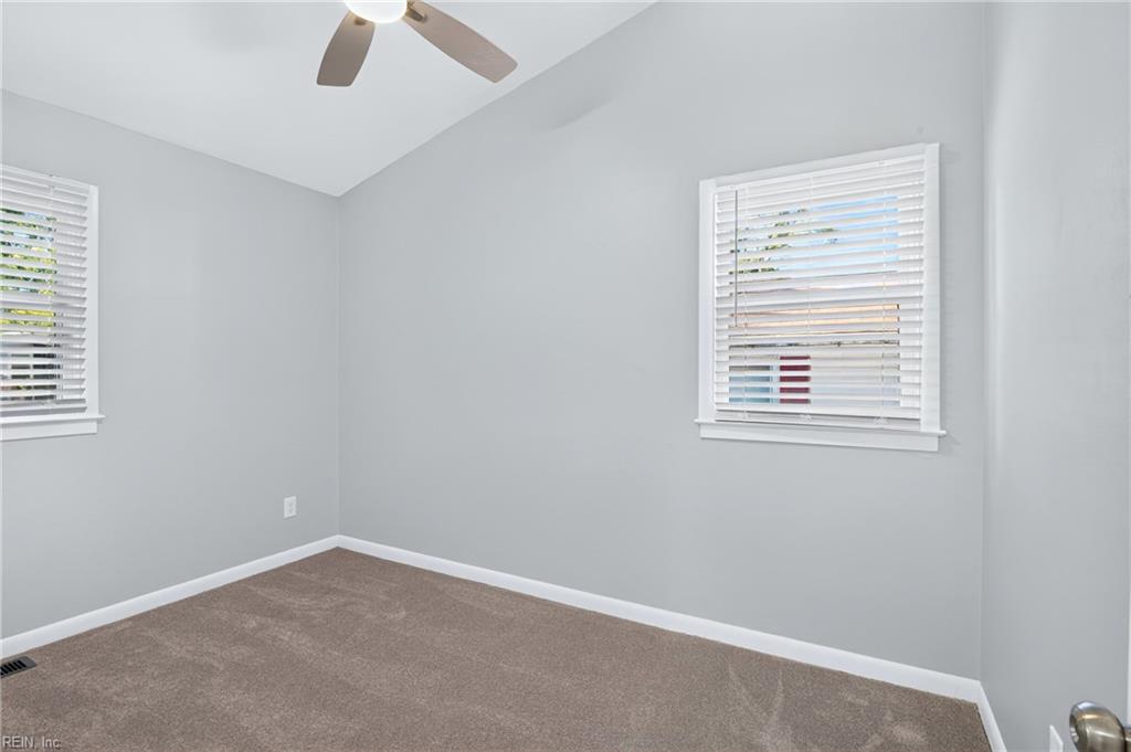 1008 80th St Property Photo 18