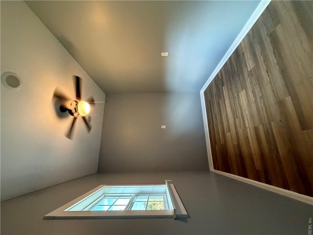 16201 Cabin Pond Ln Property Photo 17