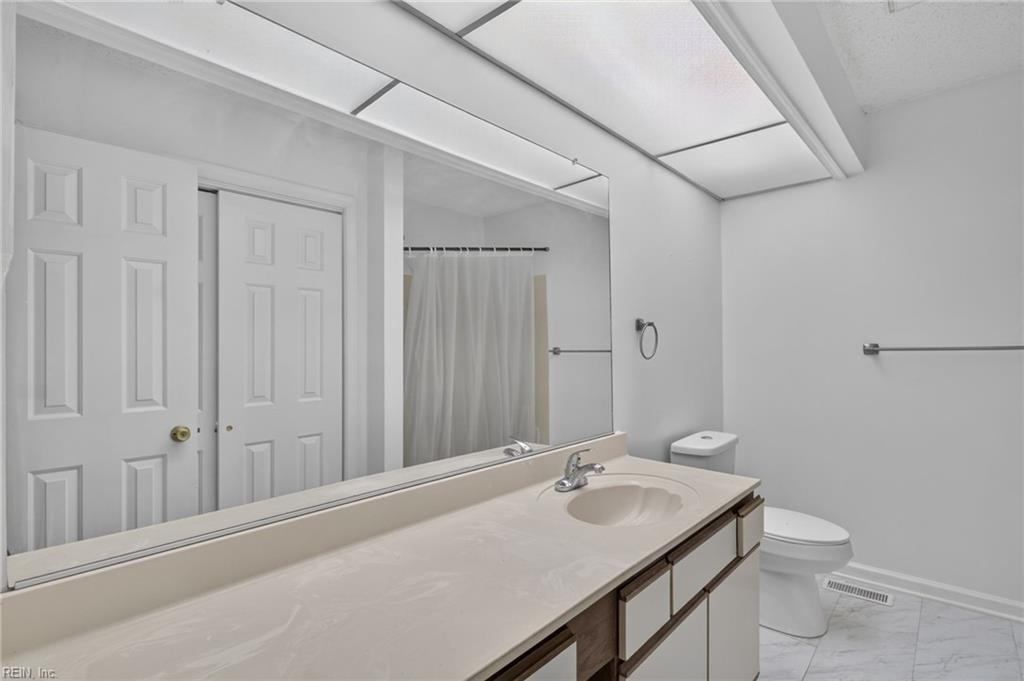 323 Elderwood Ct Property Photo 21