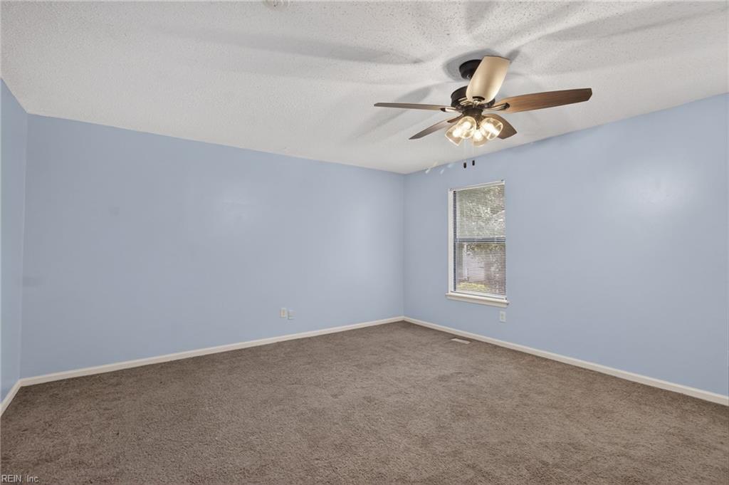 323 Elderwood Ct Property Photo 23
