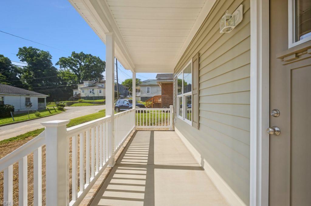 115 Day St Property Photo 5