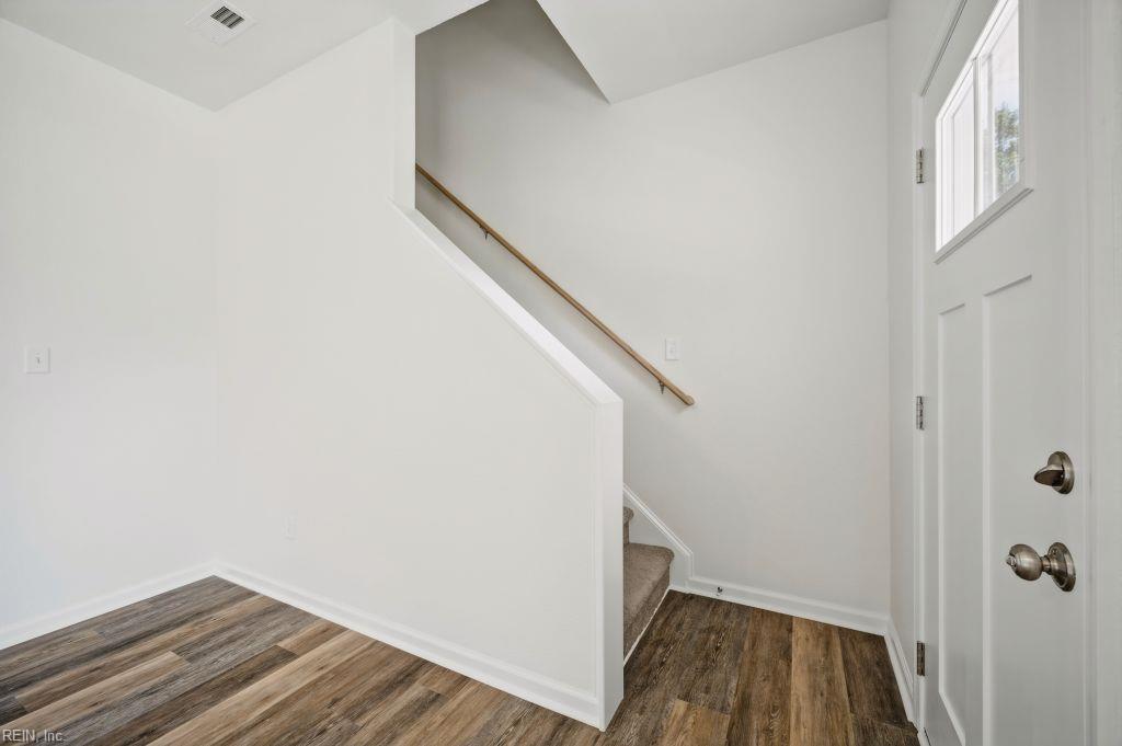 115 Day St Property Photo 7