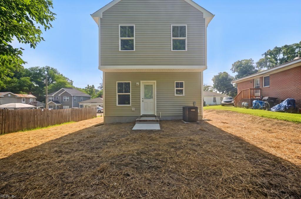 115 Day St Property Photo 30