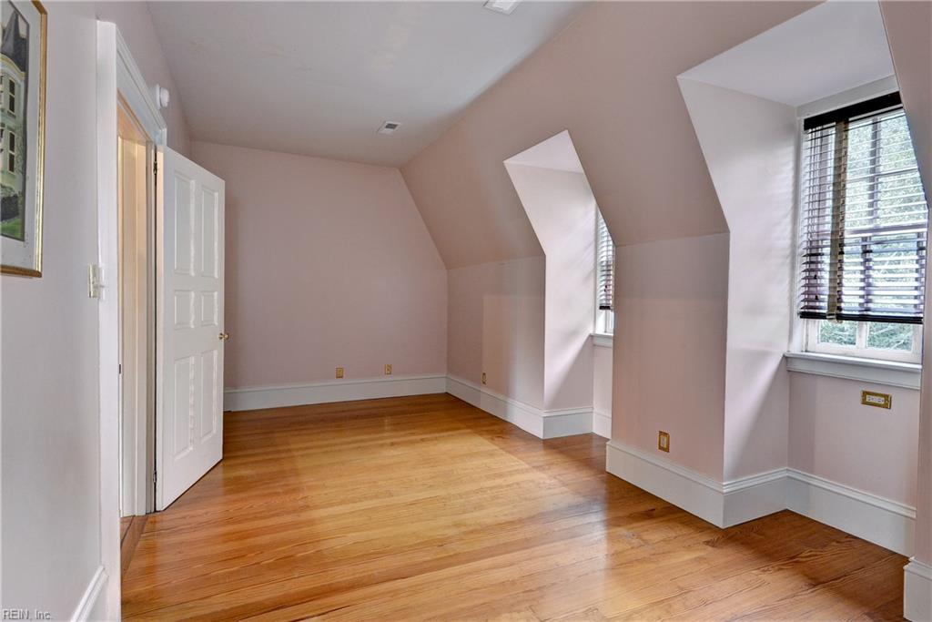 314 Maxwell Ln Property Photo 27