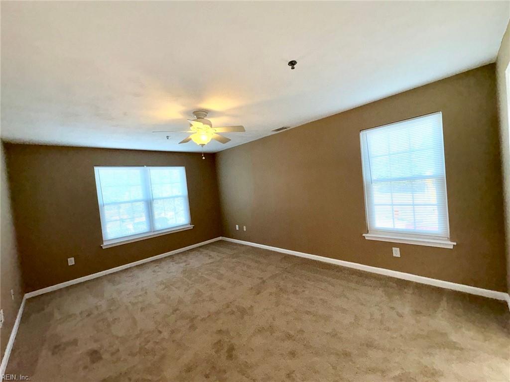 2204 Lesner Cres Property Photo 24