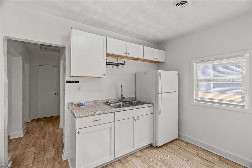 4502 Bankhead Ave Property Photo 4