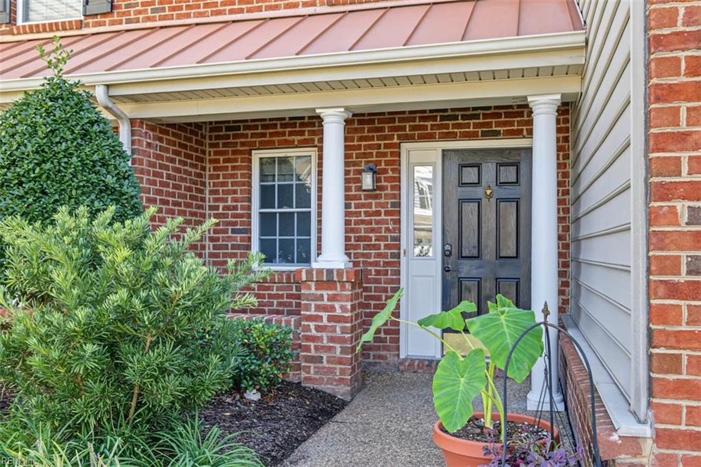 1427 Scoonie Pointe Dr Property Photo 4