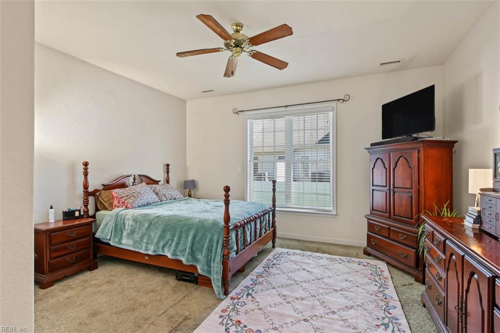 1427 Scoonie Pointe Dr Property Photo 17