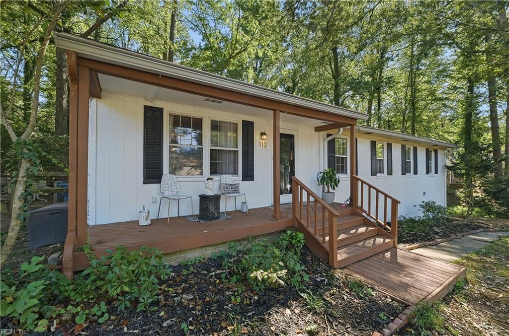 112 Druid DR Property Photo 1