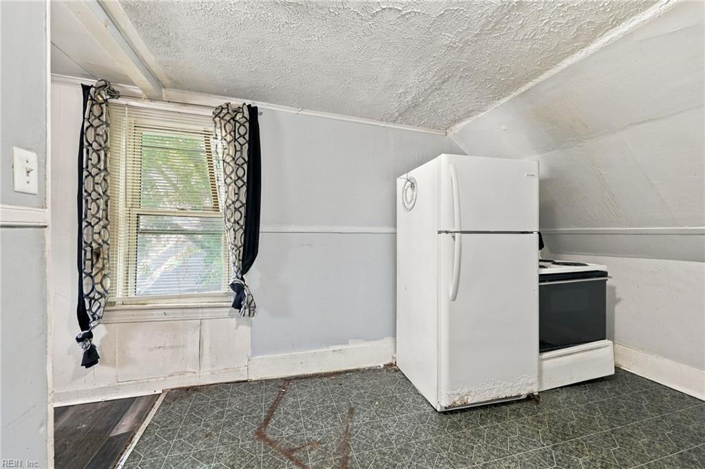 2508 Shell Rd Property Photo 13