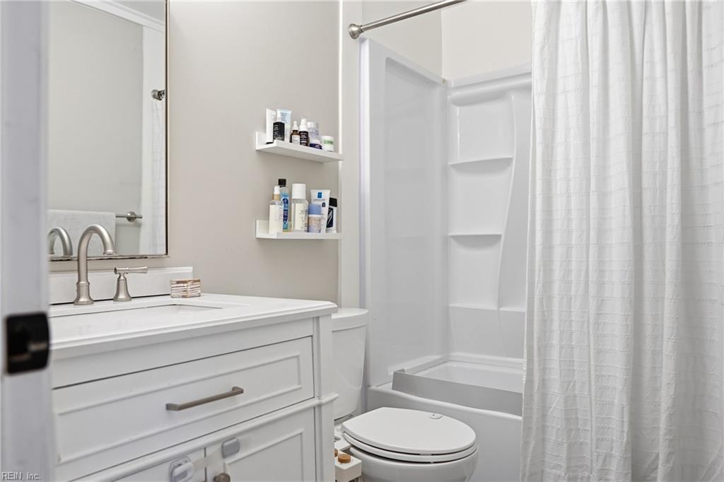5512 New Colony Dr Property Photo 18