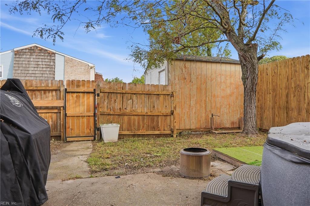 5512 New Colony Dr Property Photo 25