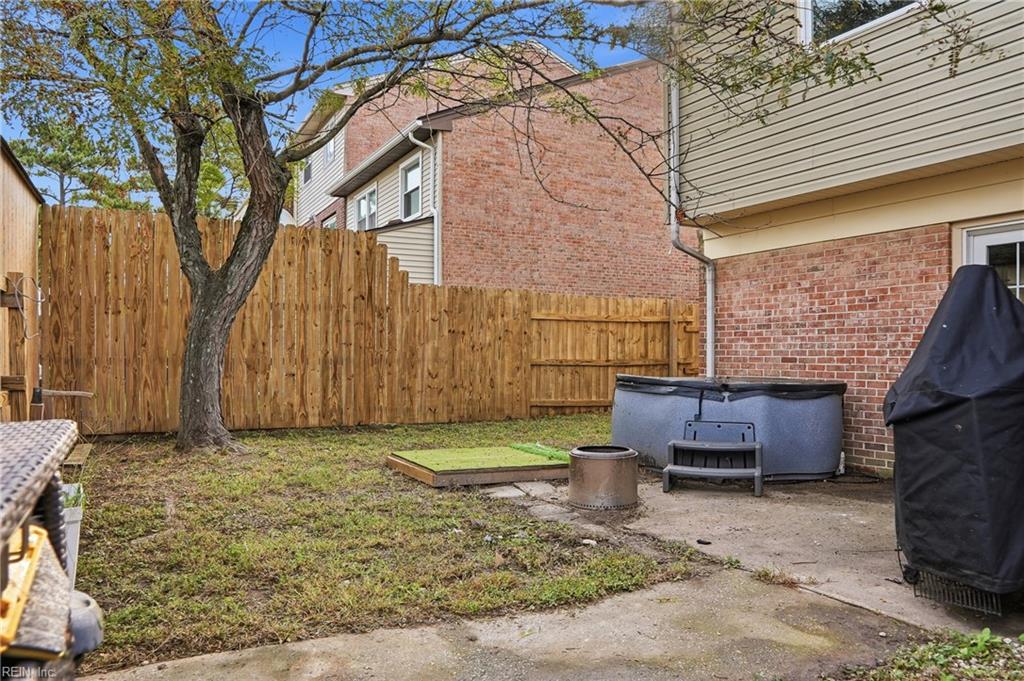 5512 New Colony Dr Property Photo 26