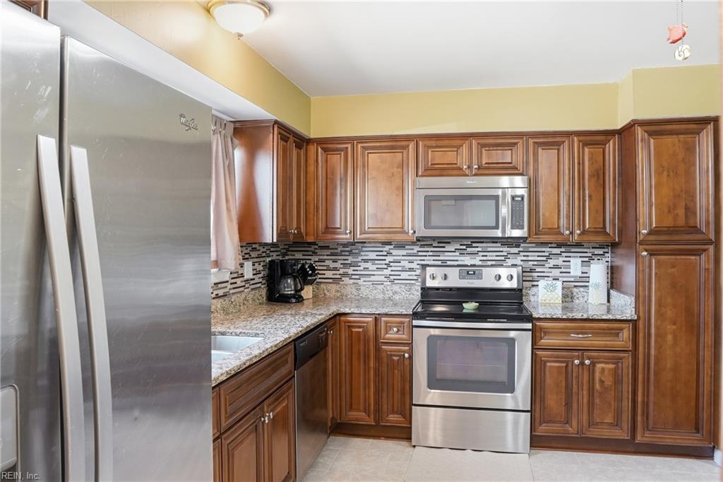 4208 Maplehurst Rd Property Photo 3