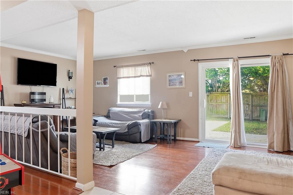 4208 Maplehurst Rd Property Photo 6