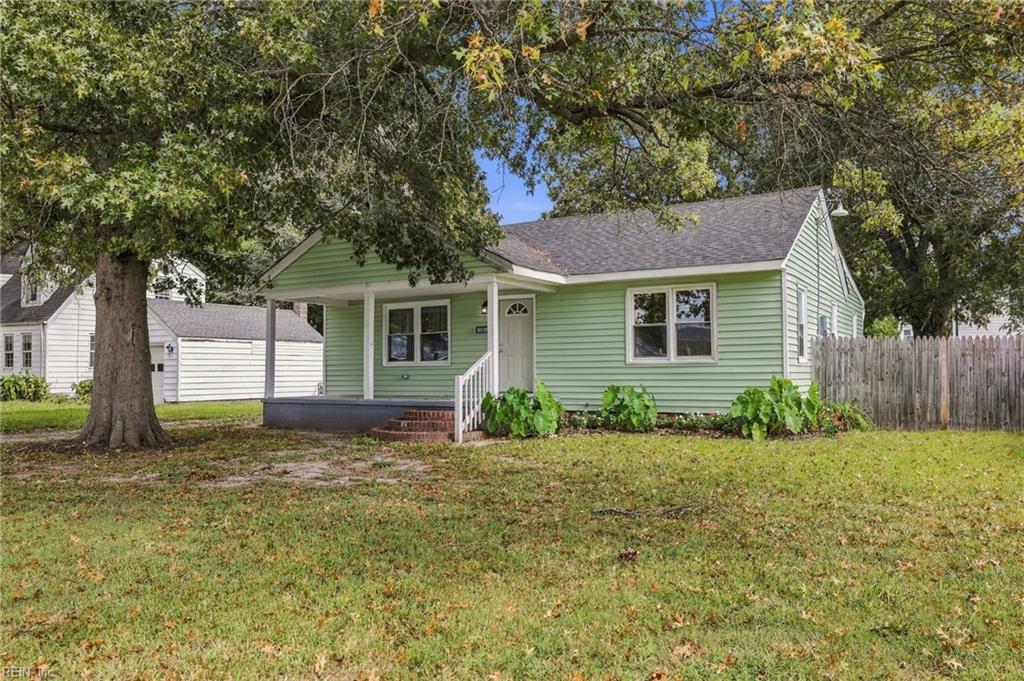 1311 Perry St Property Photo 3