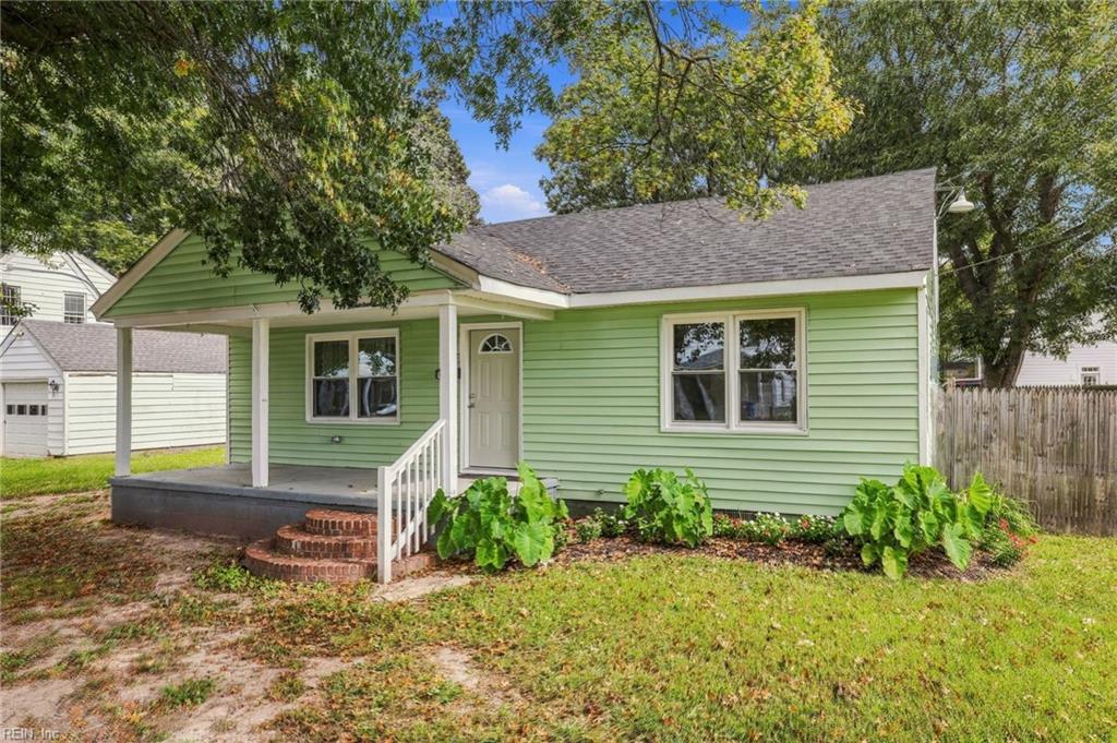 1311 Perry St Property Photo 4