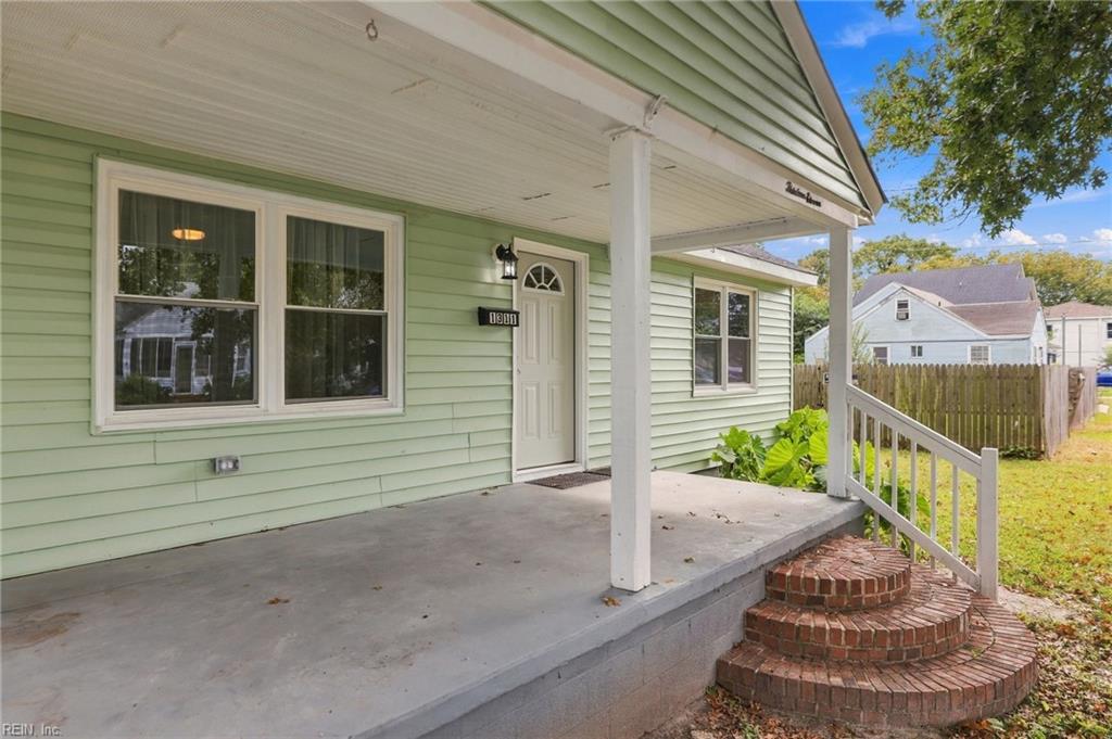 1311 Perry St Property Photo 5