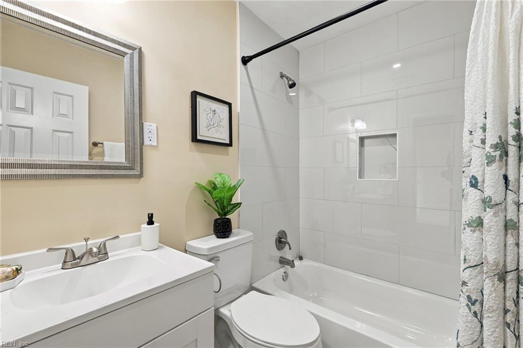1311 Perry St Property Photo 26