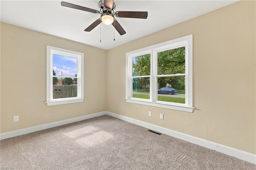 1311 Perry St Property Photo 33