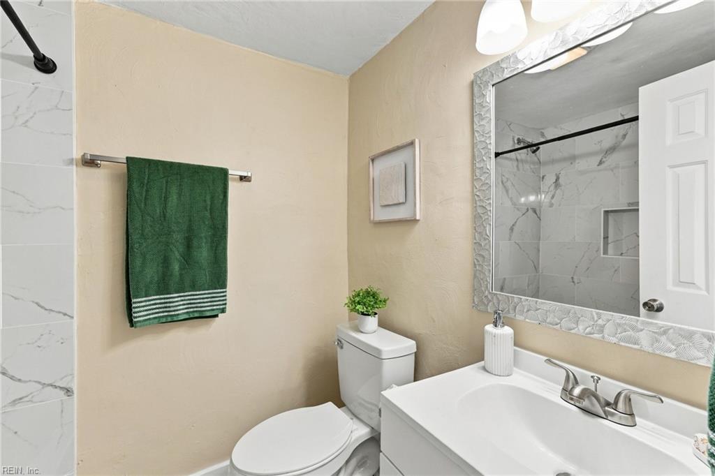 1311 Perry St Property Photo 37