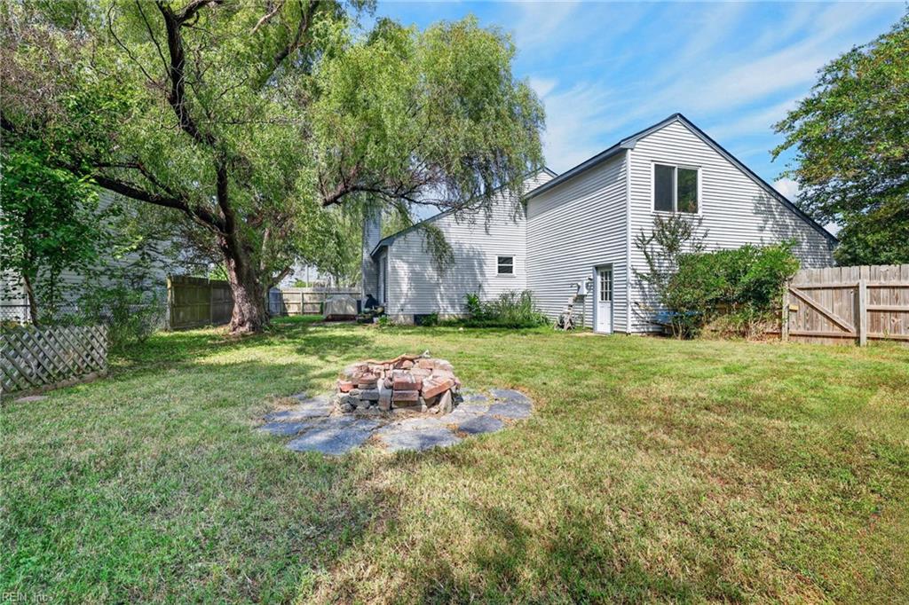 1925 Ravencroft Ln Property Photo 16
