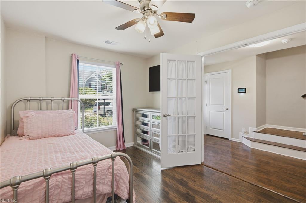 404 Spring Hill Pl Property Photo 5