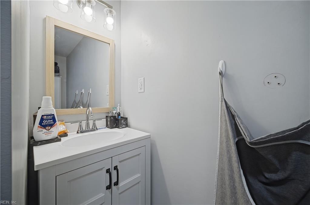 301 Bullock St Property Photo 16