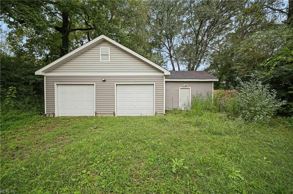 301 Bullock St Property Photo 23