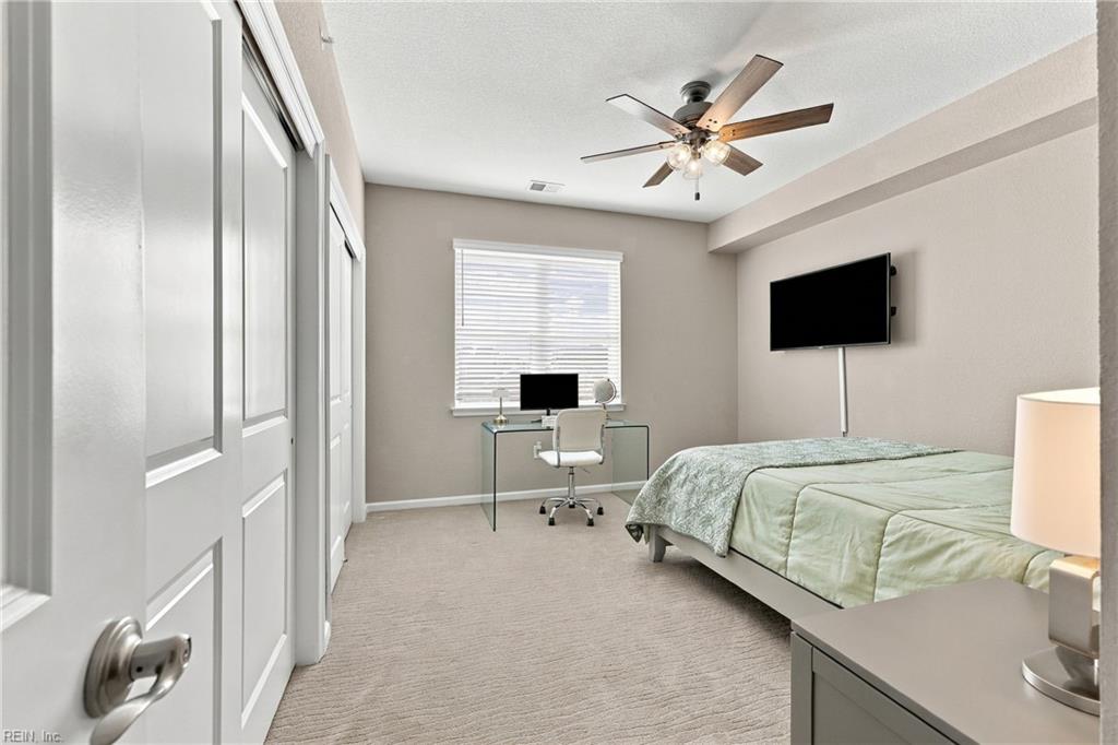 1724 Dromolin Dr Property Photo 22
